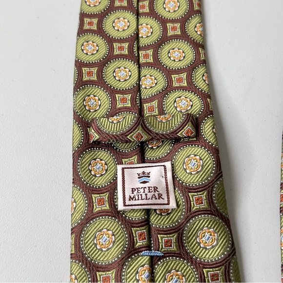 Peter Millar 100% Silk Hand Folded Green Brown Circle Geometric Print Mens Tie - Picture 8 of 11